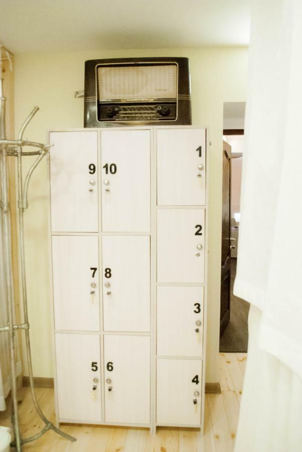 Hostel Uyutniy Dvorik Odessa Exteriör bild