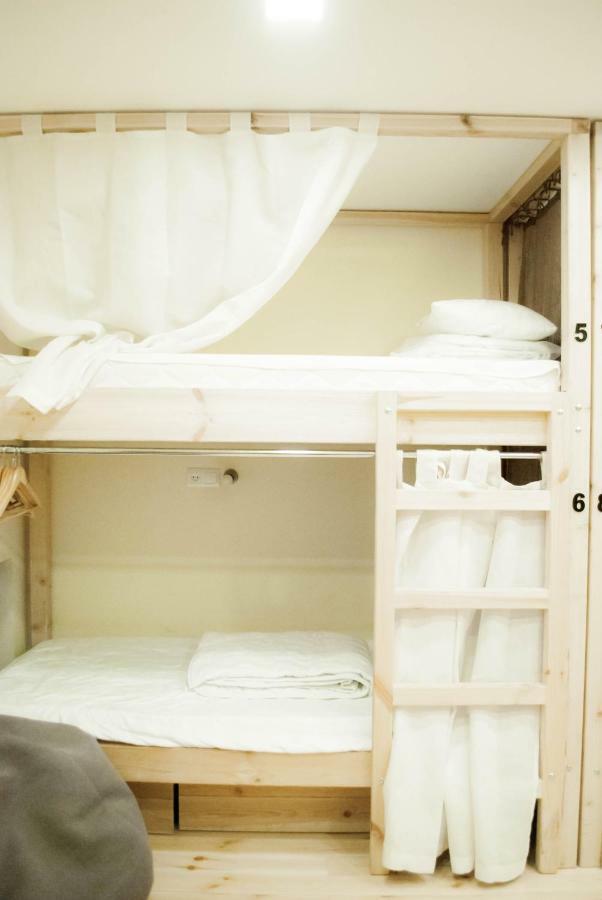 Hostel Uyutniy Dvorik Odessa Exteriör bild