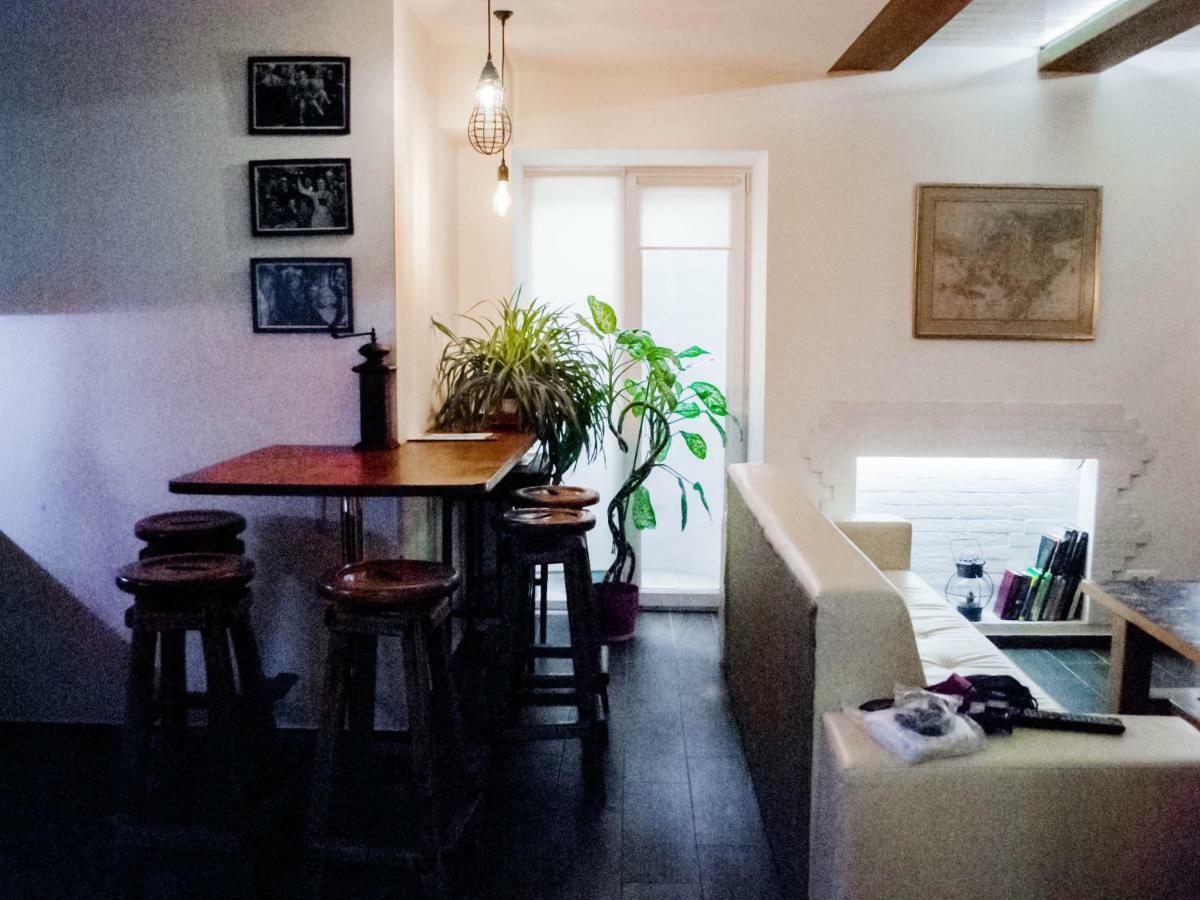 Hostel Uyutniy Dvorik Odessa Exteriör bild