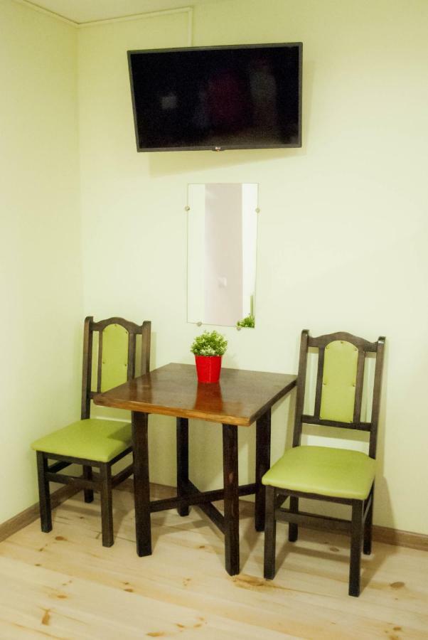 Hostel Uyutniy Dvorik Odessa Exteriör bild