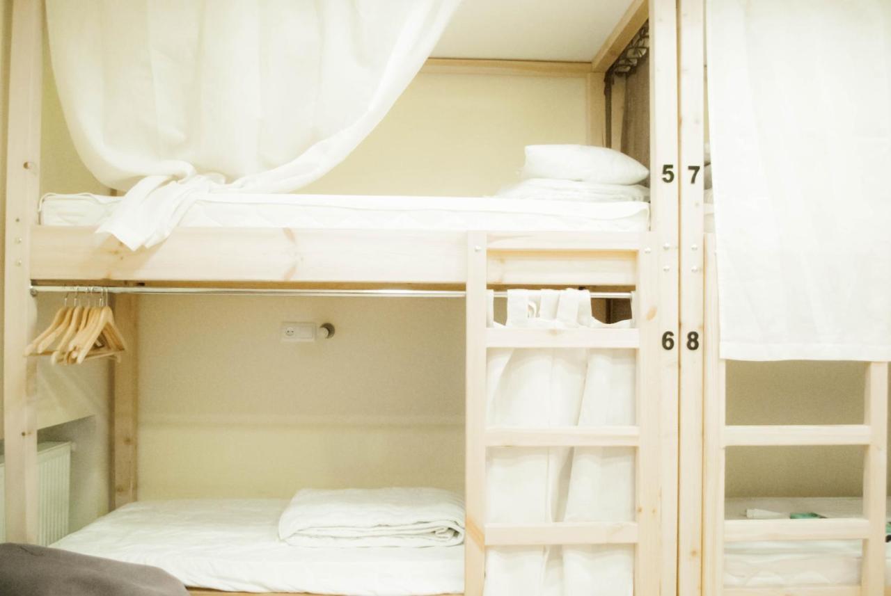 Hostel Uyutniy Dvorik Odessa Exteriör bild